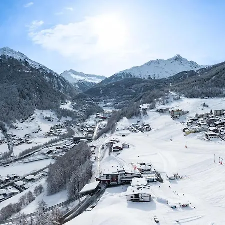 Belledonne Ski&bike In&out, Zentrale Lage